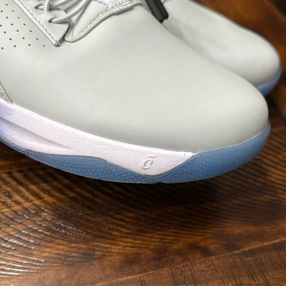 CLOVE Grey Nursing Shoes - Picture 8 of 15